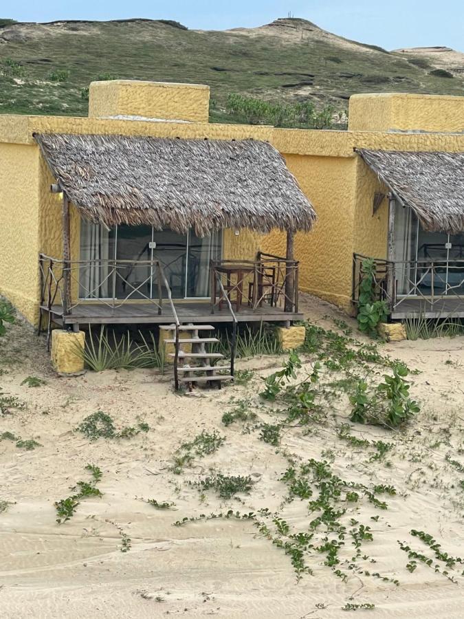 Bangalo Encantador Praia Da Baleia Itapipoca Bagian luar foto