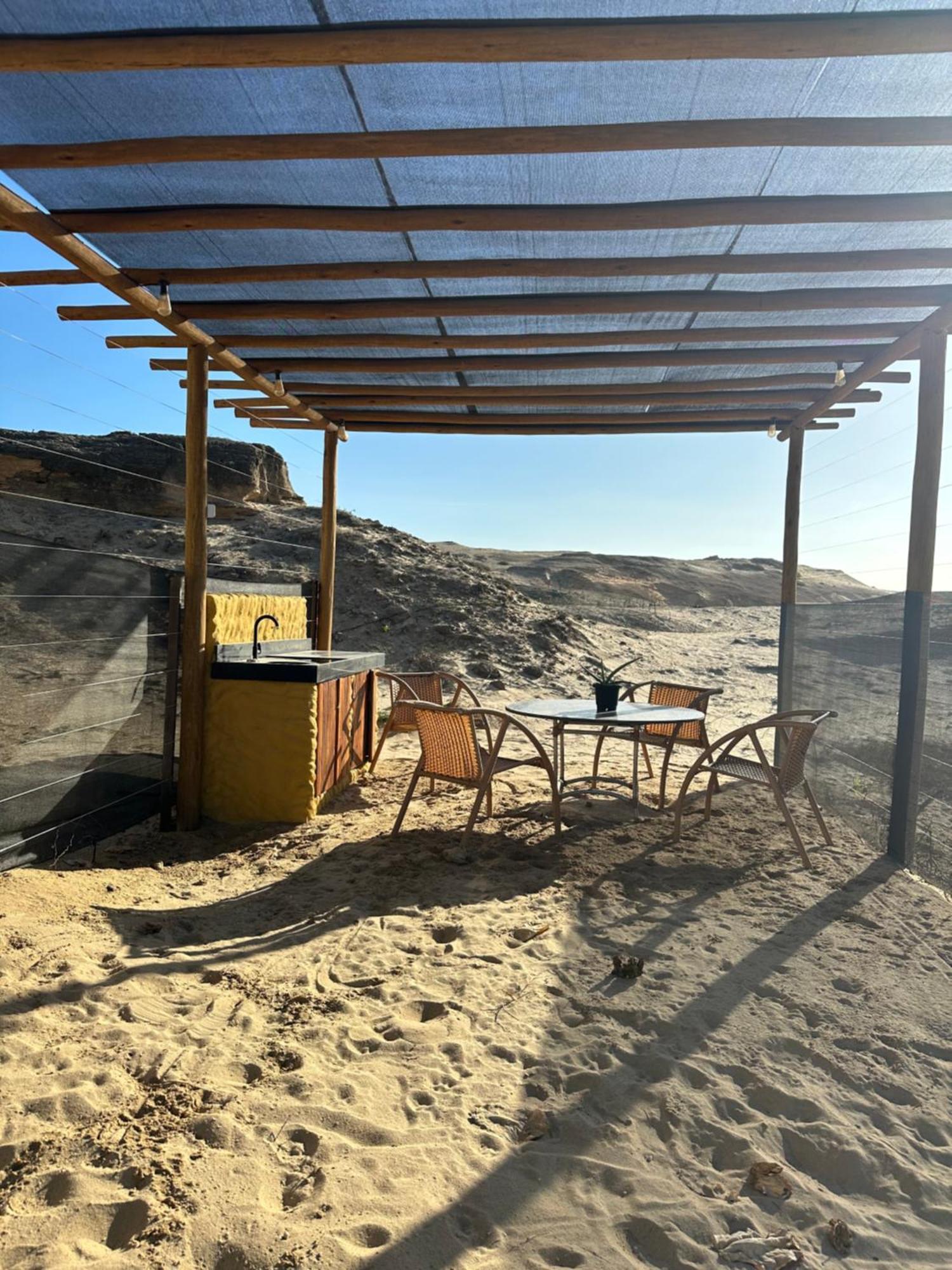 Bangalo Encantador Praia Da Baleia Itapipoca Bagian luar foto